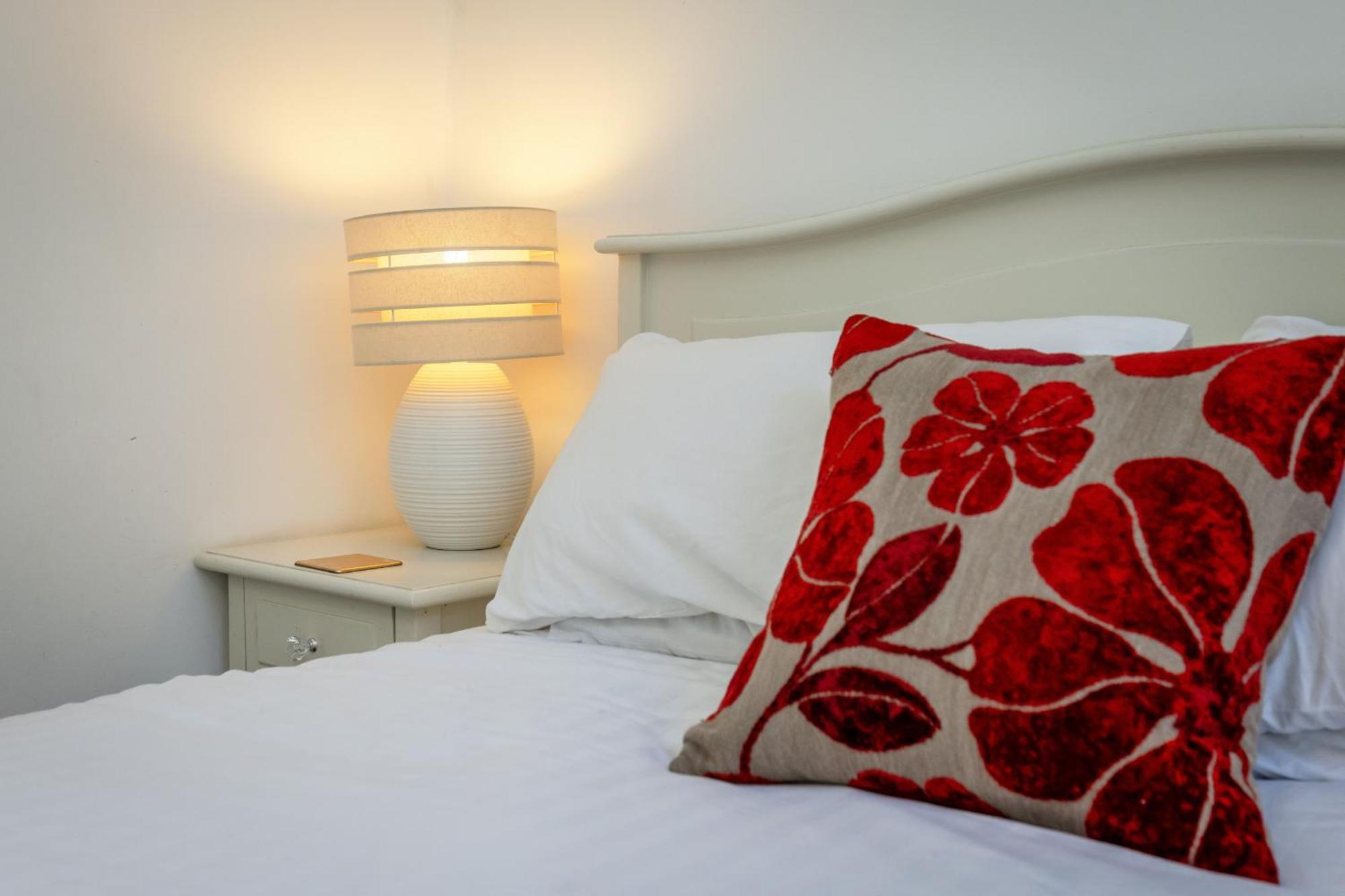 Traditional 3 Bedroom Quiet Duplex Flat By High St, Trams And Buses - Just 1-5 Miles To Centre Edinburgh Ngoại thất bức ảnh